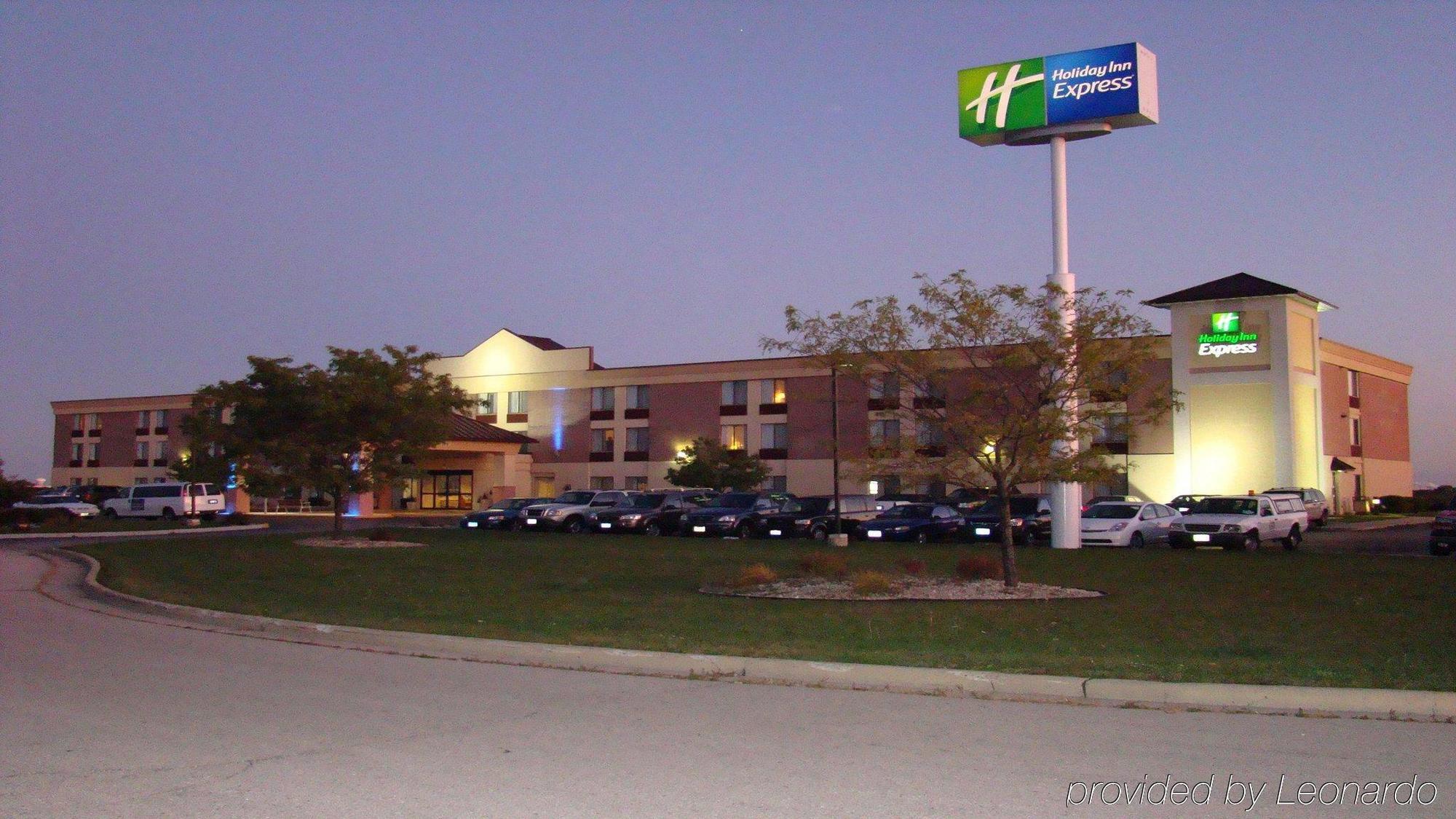 Country Inn & Suites By Radisson Mt. Pleasant-Racine West Wi Sturtevant Exterior foto